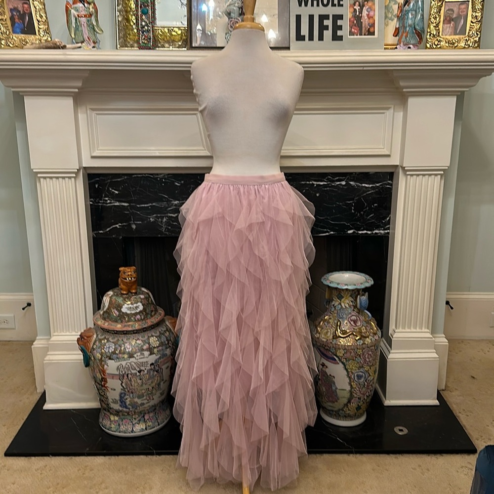 NWOT “SOHO APPAREL” rose pink sheer ruffled maxi skirt